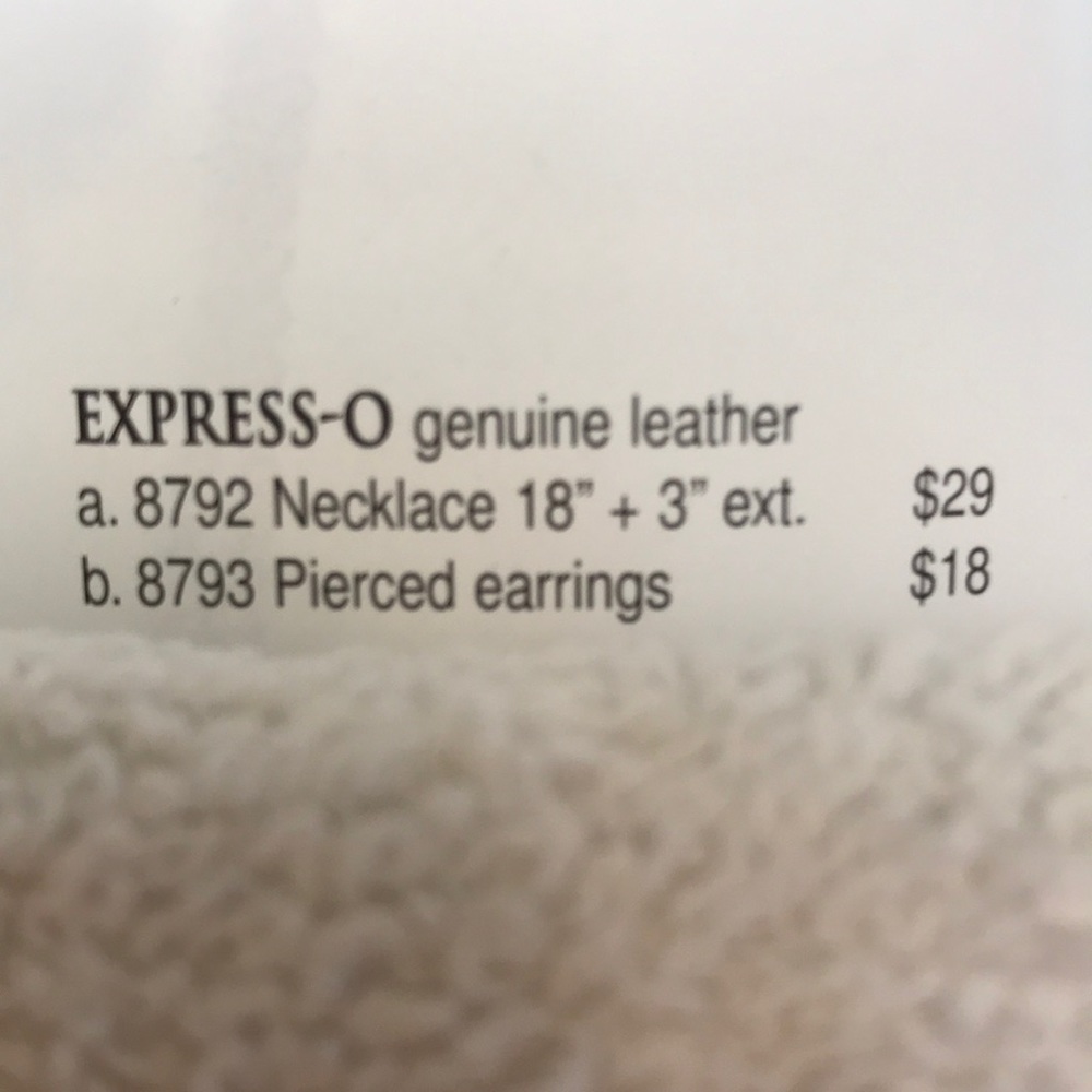 PARK LANE GENUINE LEATHER NECKLACE & EARRING SET - Picture 8 of 8